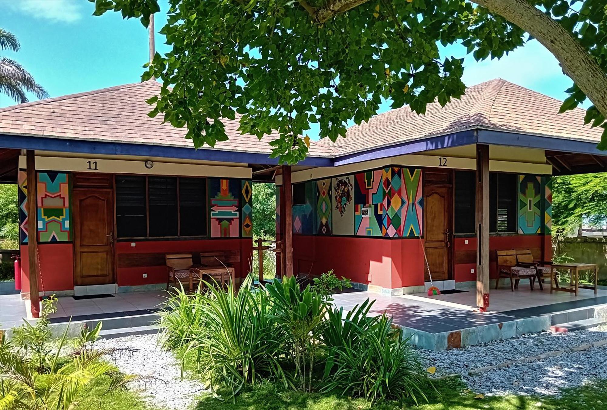 Ko-Sa Beach Resort Ltd Ampeni Bagian luar foto